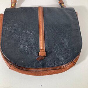 Womens Vintage Fossil Crossbody Leather Bag Black Brown 9 x 10" Magnetic Closure